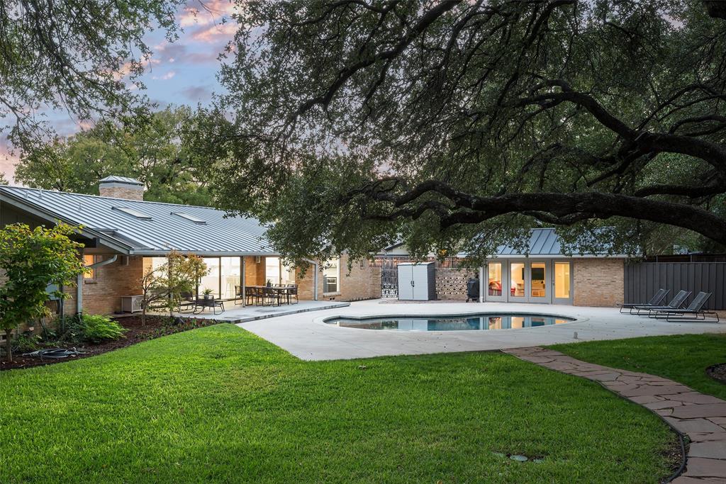 Russwood Acres - Residential