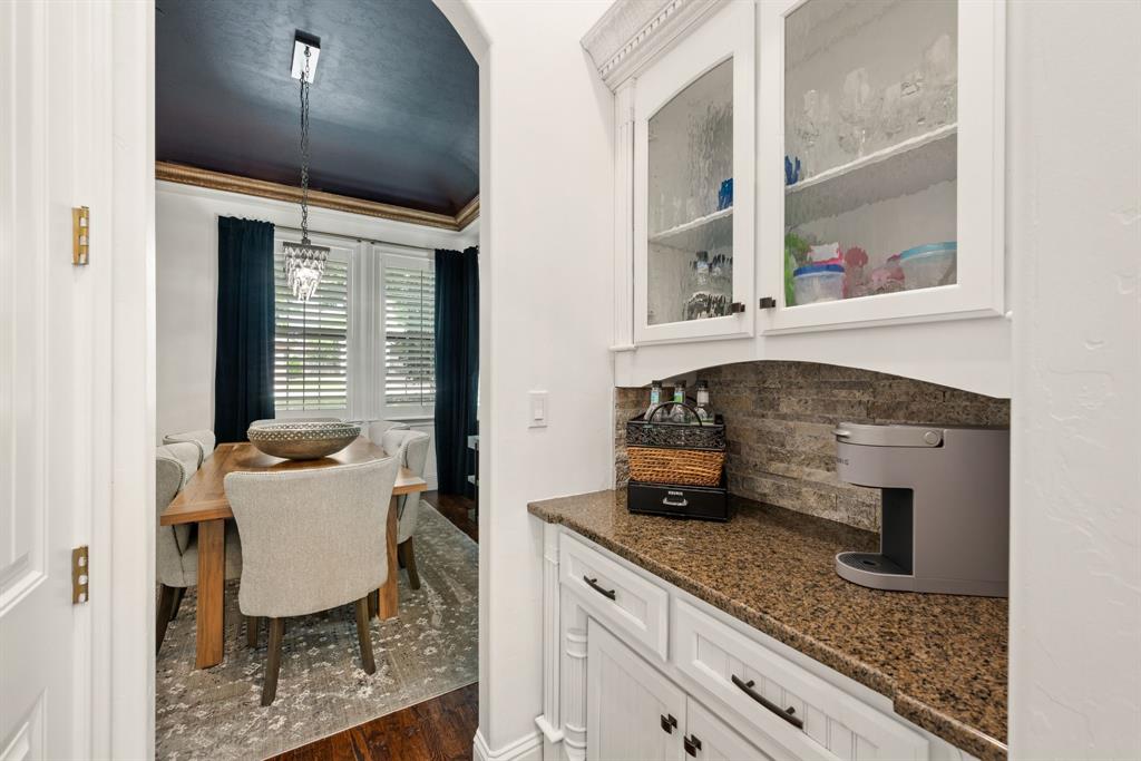 Keller, Texas 76248, United States, 3 Bedrooms Bedrooms, ,3 BathroomsBathrooms,Residential,Pending,160847