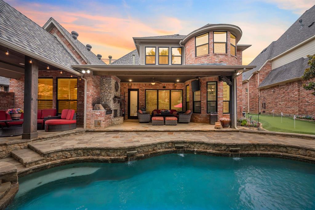 Keller, Texas 76248, United States, 3 Bedrooms Bedrooms, ,3 BathroomsBathrooms,Residential,Pending,160847