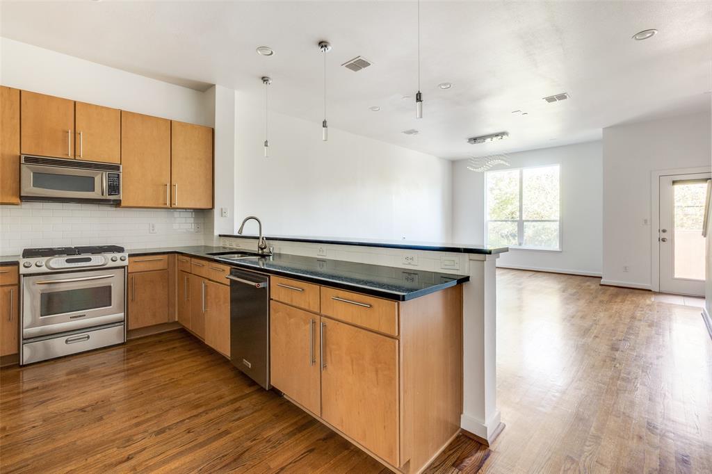 Marc Condo - Residential