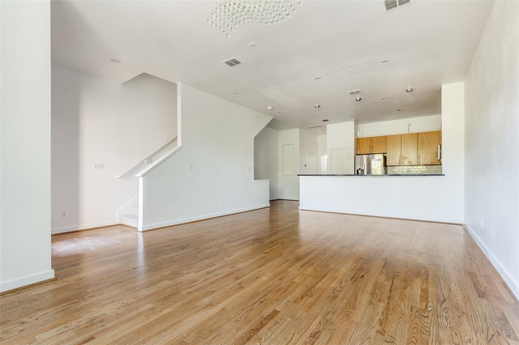 3800 Holland Avenue 5