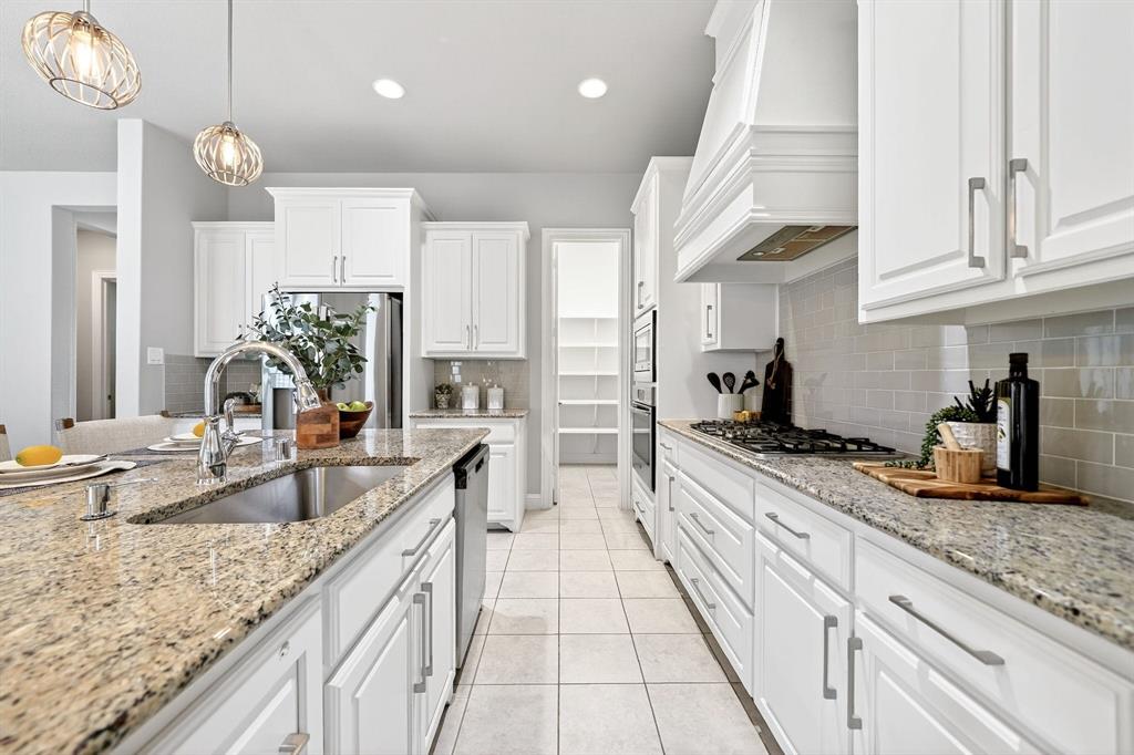 6409 Long Green Street