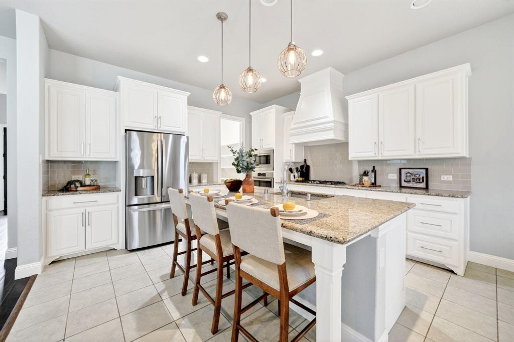 6409 Long Green Street