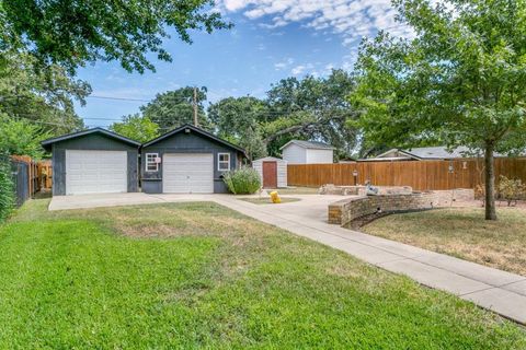 A home in Lewisville