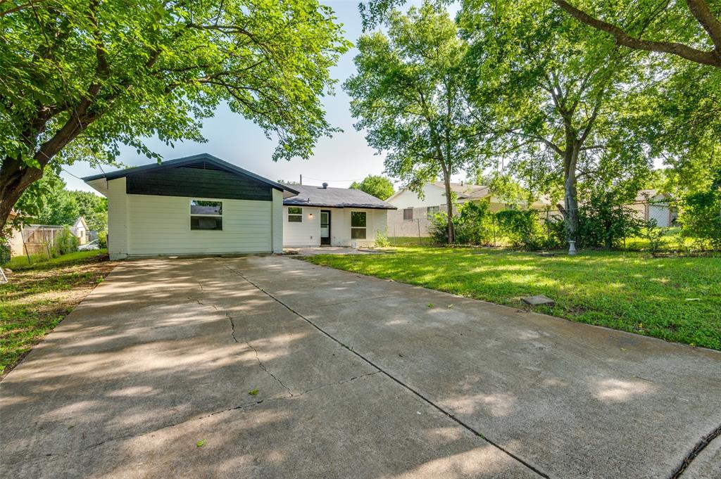 1326 Taperwicke Drive