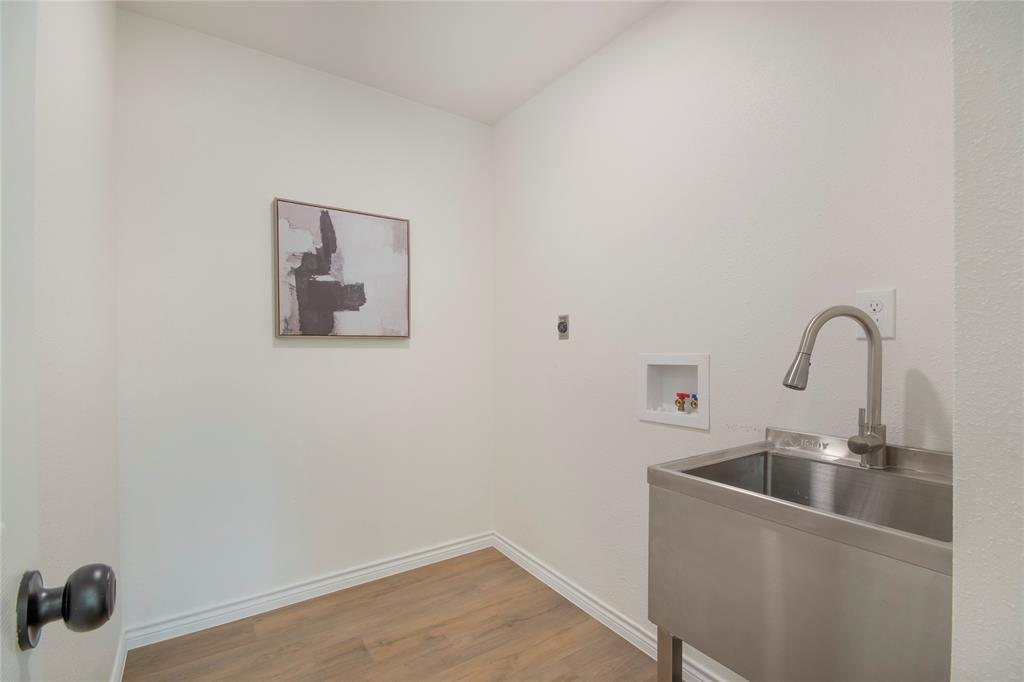 BLK 6970 TR 16 ACS 1.06 SS GLADIOLUS LANE - Residential