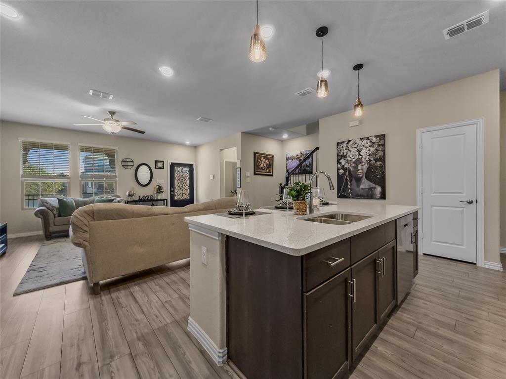 ASHFORD PARK PHASE 1 - Residential