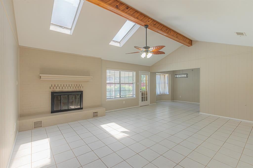 1015 Meadowlark Lane