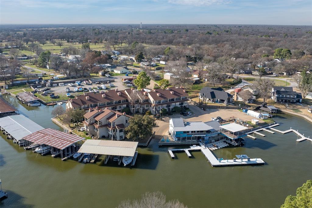 1933 Island Circle #B209