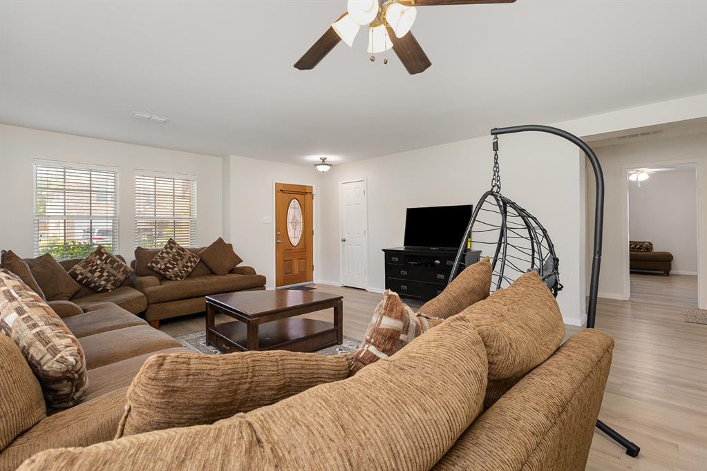 512 Darlene Trail