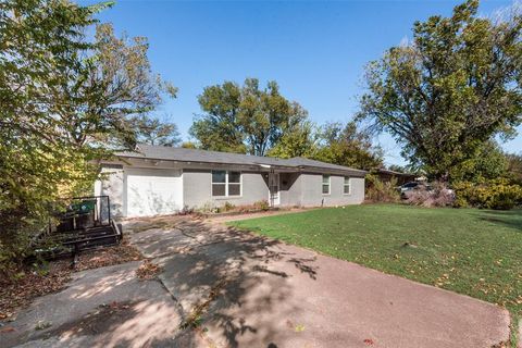 Tiny photo for 5017 Roxie Street, Haltom City, TX 76117 (MLS # 21100363)