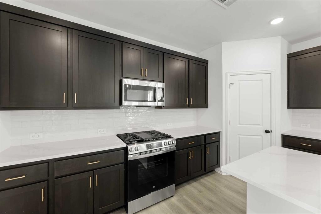 Creekview Fossil Ridge - Residential