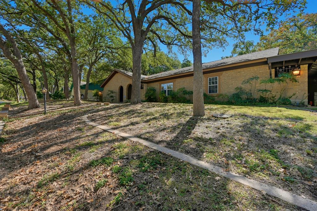 207 Trailwood Drive