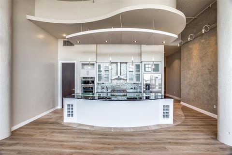 Tiny photo for 2600 W 7th Street #2802, Fort Worth, TX 76107 (MLS # 21094564)