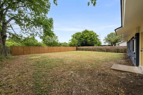 Tiny photo for 3245 Pacesetter Drive, Dallas, TX 75241 (MLS # 21337364)