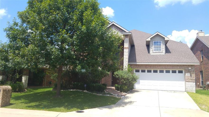 Spacious home 5 bedrooms and a study. Large bedrooms. High ceiling entrance. Large master bedroom sit at back of the home. Granite kitchen counter top. Double oven. Two community swimming pools. Great location, easy access to grocery, schools, and everything.