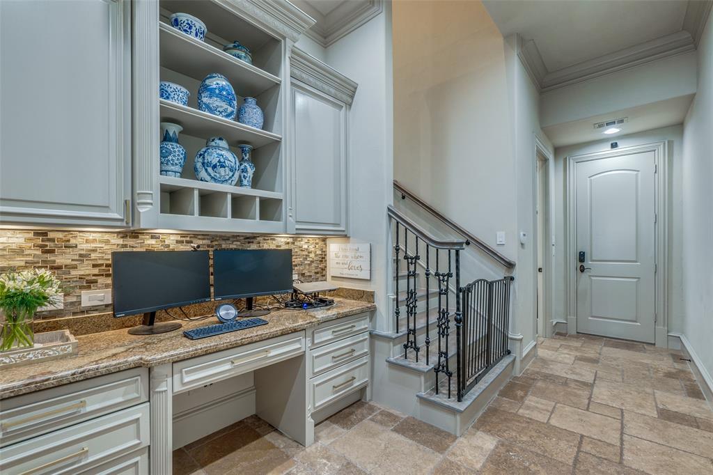 Crestmanor Estates - Residential