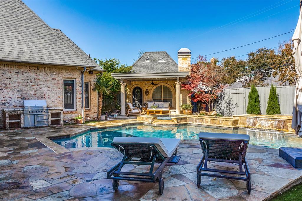 Crestmanor Estates - Residential