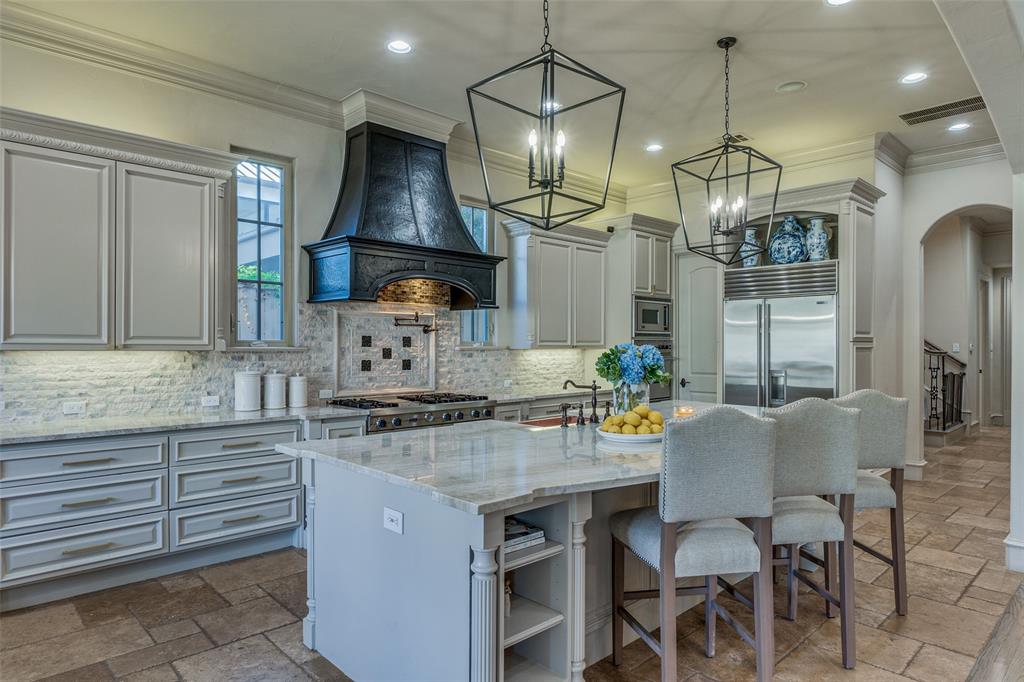 Crestmanor Estates - Residential