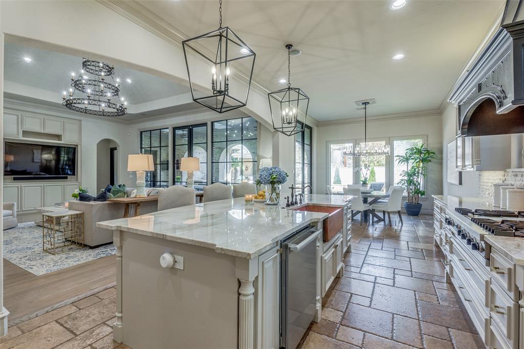 Crestmanor Estates - Residential