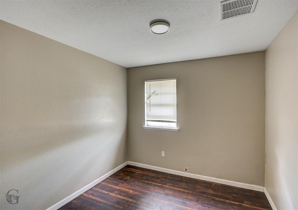 Southern Terrace 01 - Residential