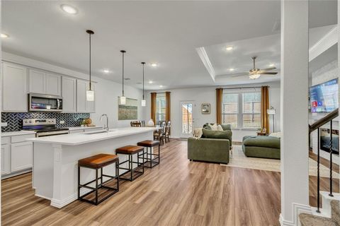 Photo of 7061 Buffalo Cross Trail, Fort Worth, TX 76120 (MLS # 21179289)