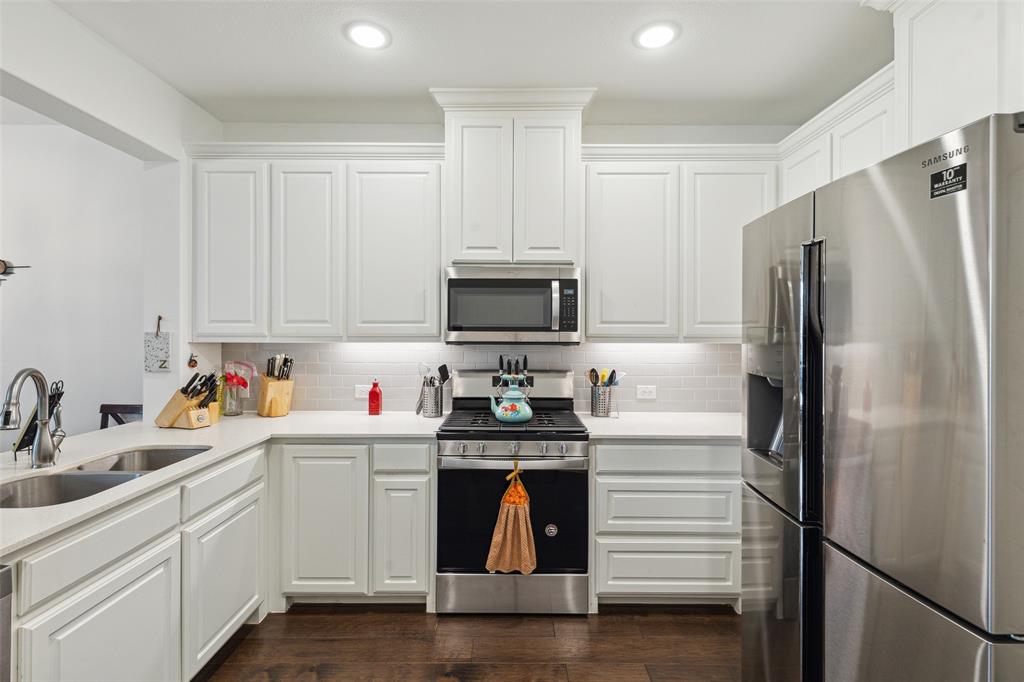 Ridge View Twnhms - Residential