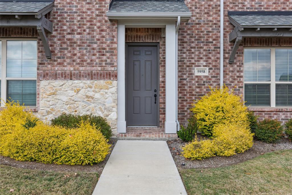 Ridge View Twnhms - Residential