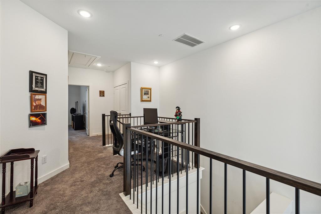 Ridge View Twnhms - Residential