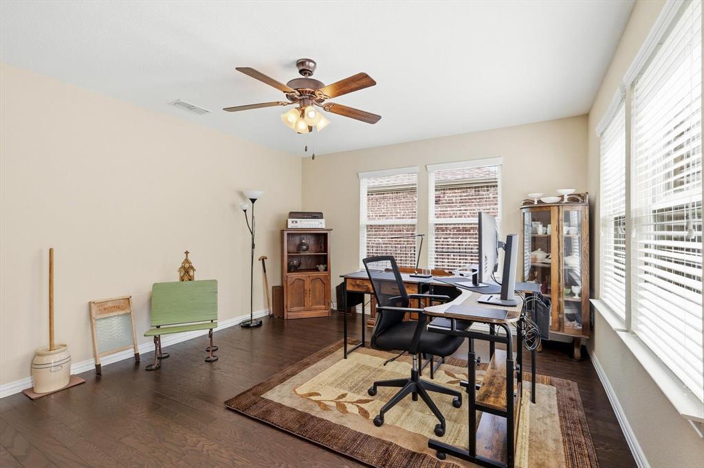 8915 Twin Pines Lane