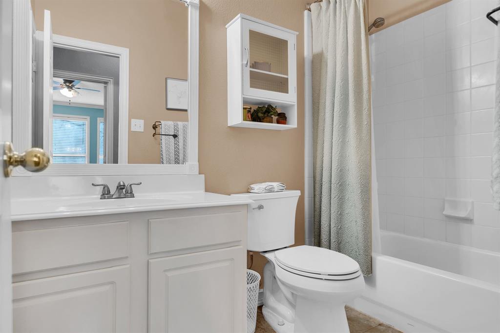 Mansfield, Texas 76063, United States, 4 Bedrooms Bedrooms, ,3 BathroomsBathrooms,Residential,Pending,25217