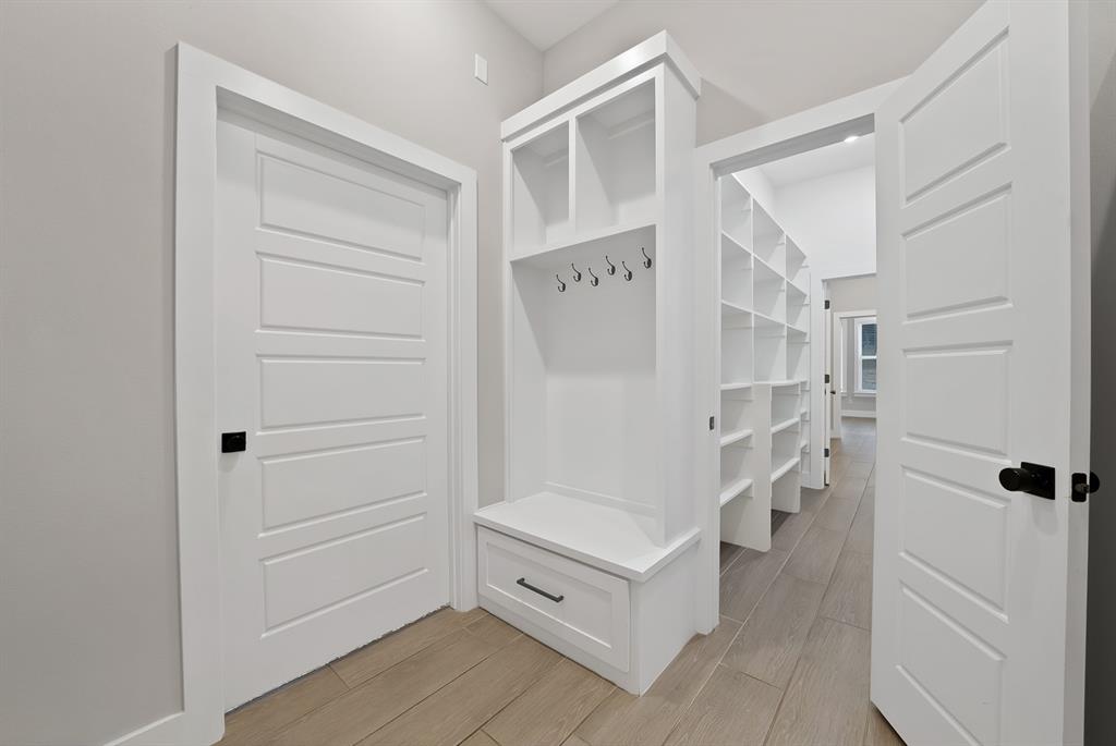 Pyramid Acres Sub - Residential Lease