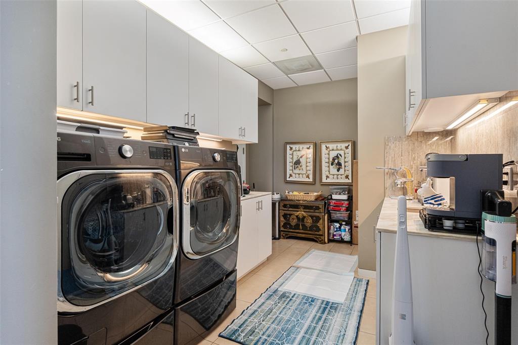 Museum Tower - Residential