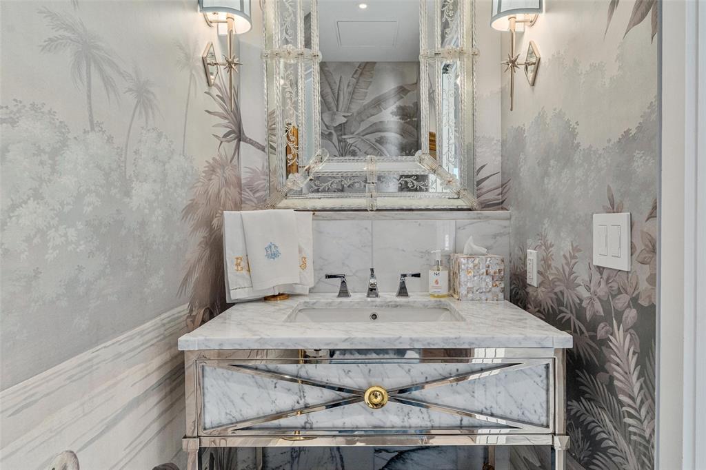 Museum Tower - Residential