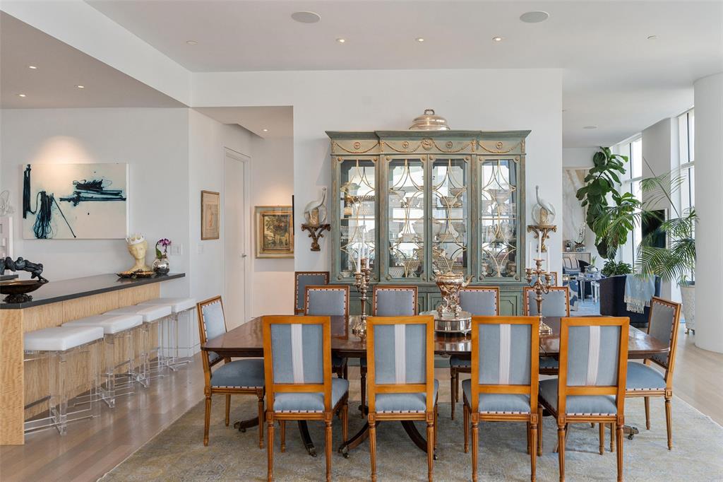 Museum Tower - Residential