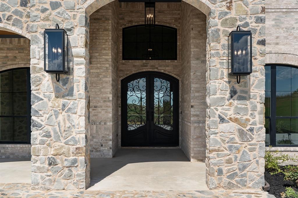 404 Pedernales Drive