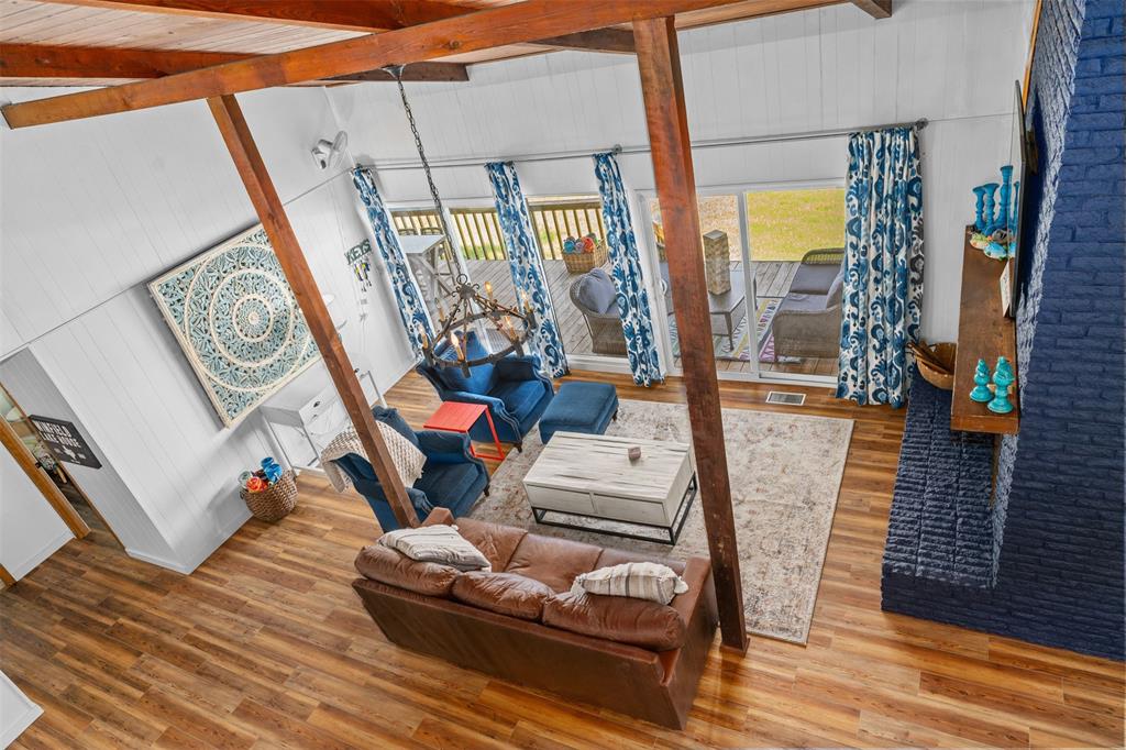 Island Oaks - Residential