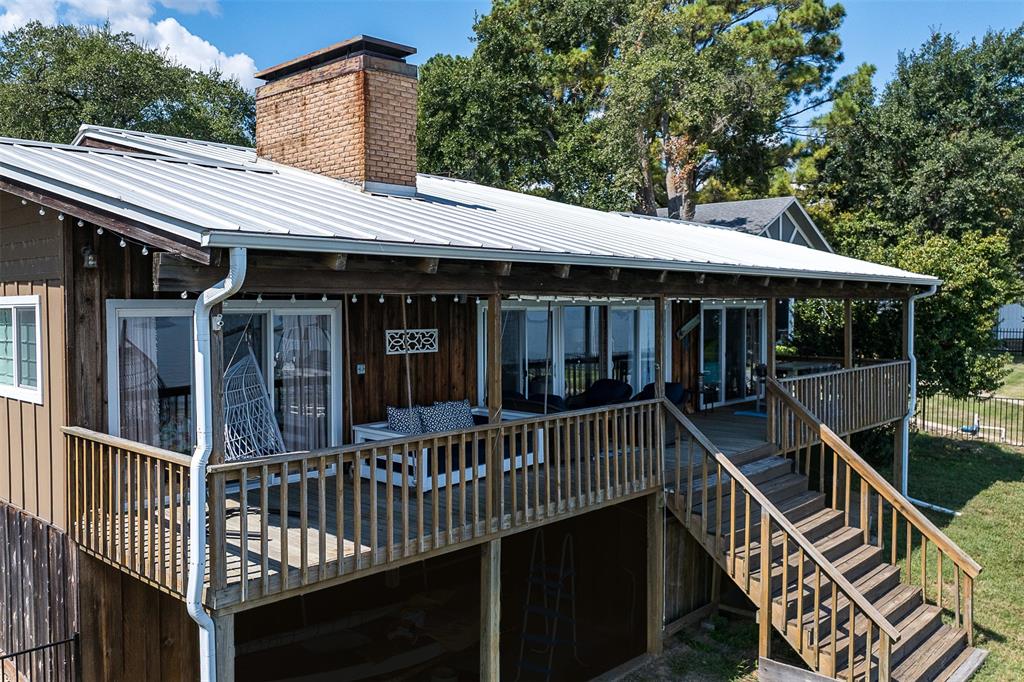 Island Oaks - Residential