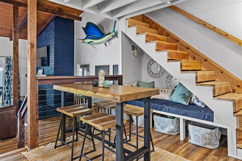 Island Oaks - Residential