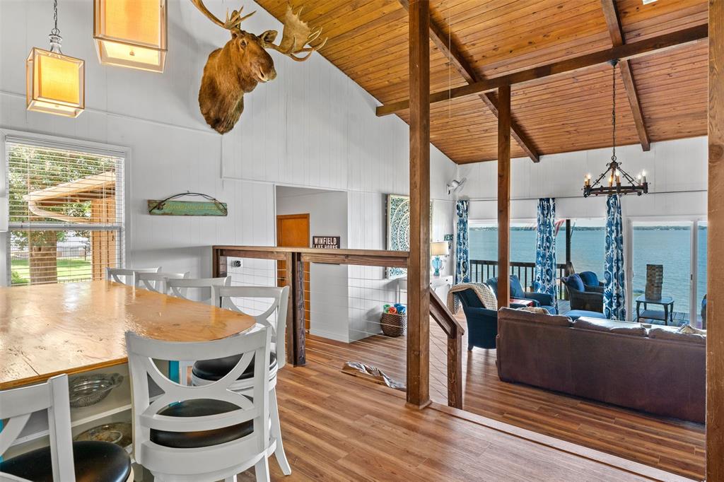 Island Oaks - Residential