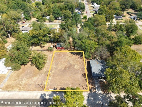Photo of TBD Locust Street S, Sulphur Springs, TX 75482 (MLS # 21392954)