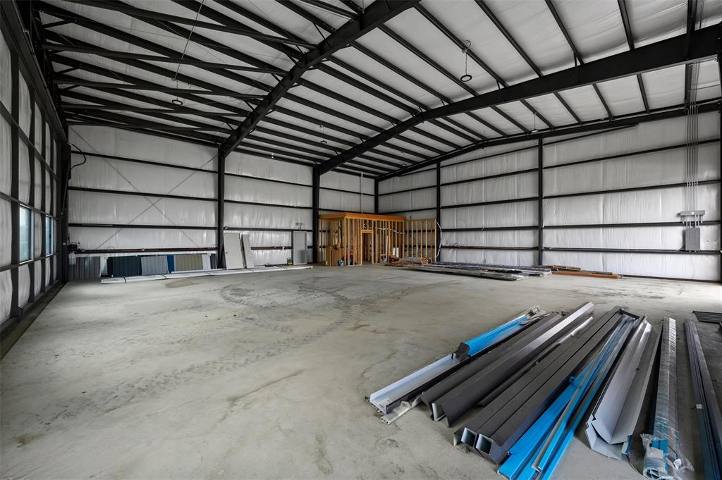 9400 Airbus Lane