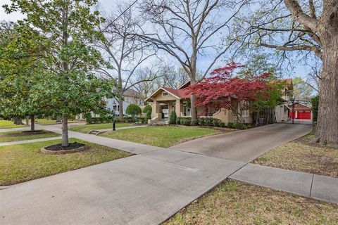 A home in Waxahachie