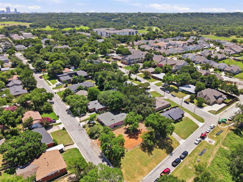5317 Red Bud Lane