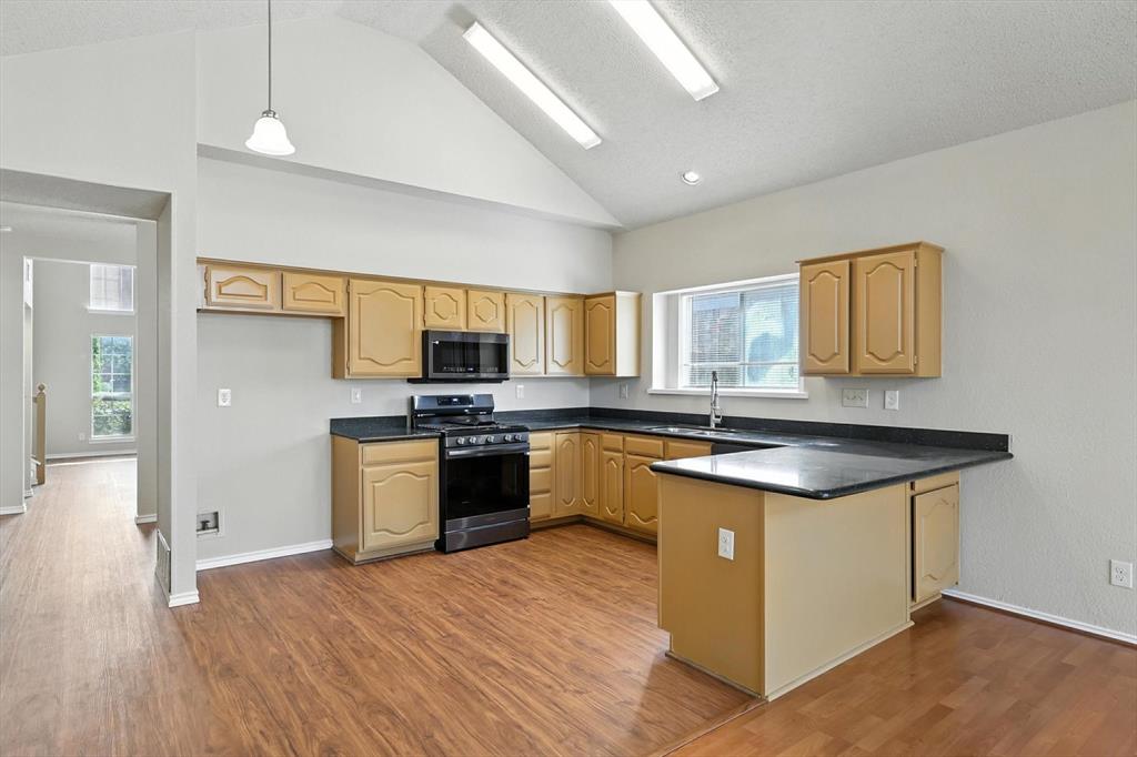 Cross Creek 7 - Residential