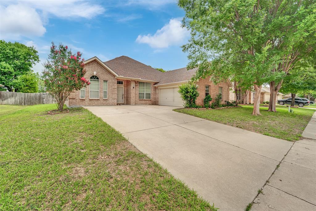 824 Duck Pond Drive
