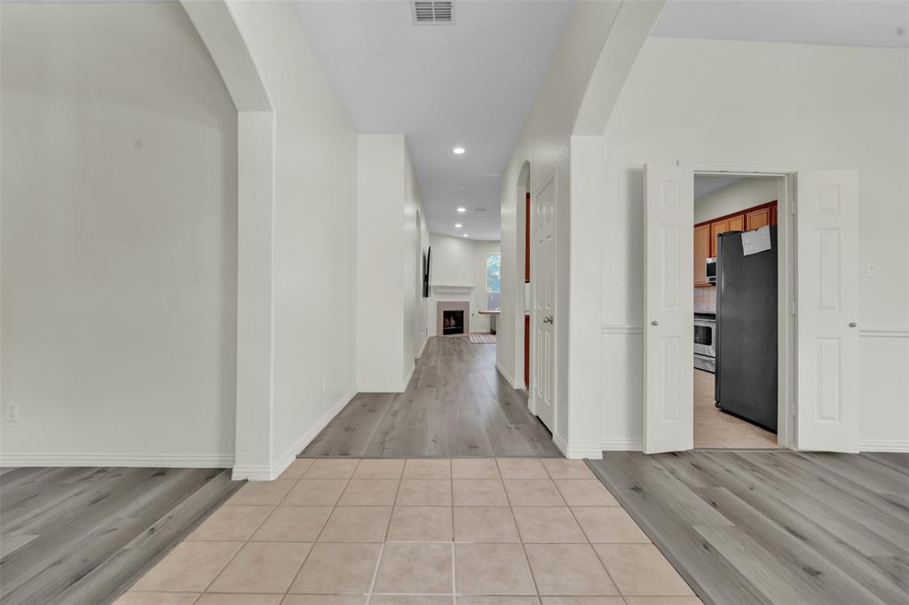 824 Duck Pond Drive