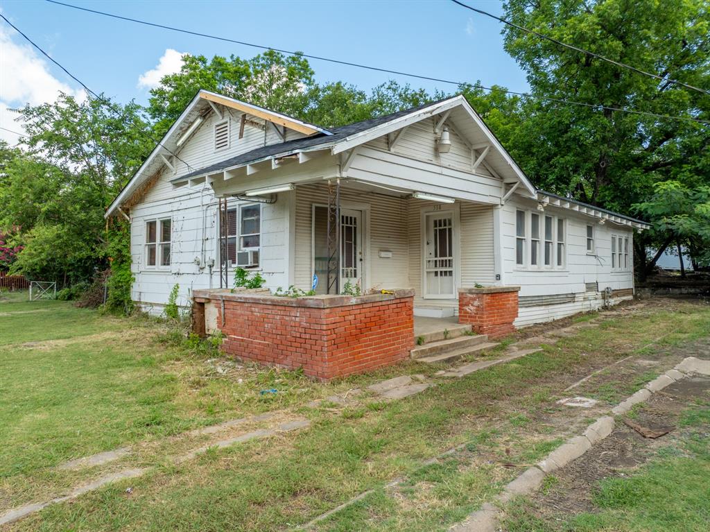518 W Elm Street