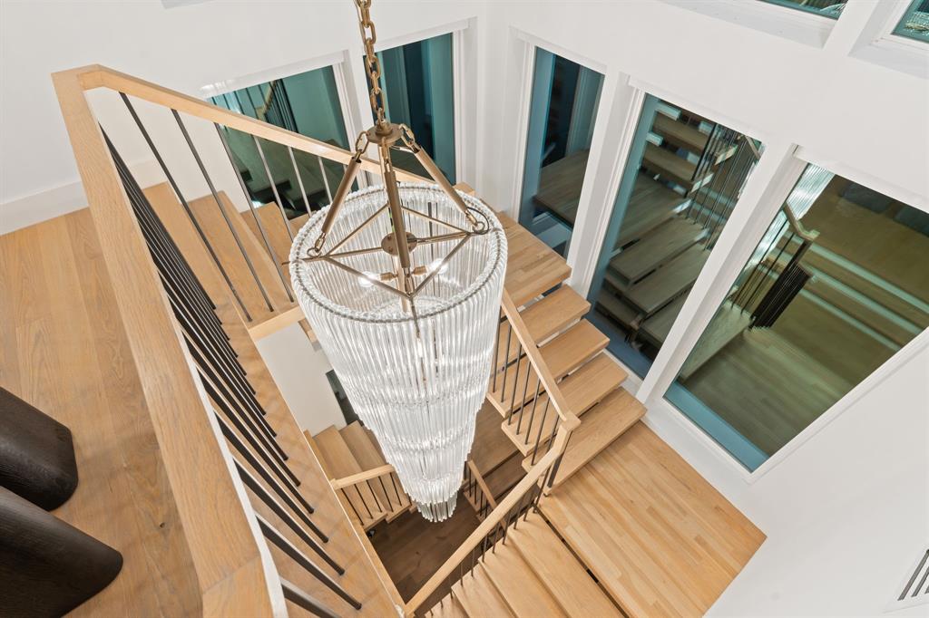 Henderson Ave - Residential