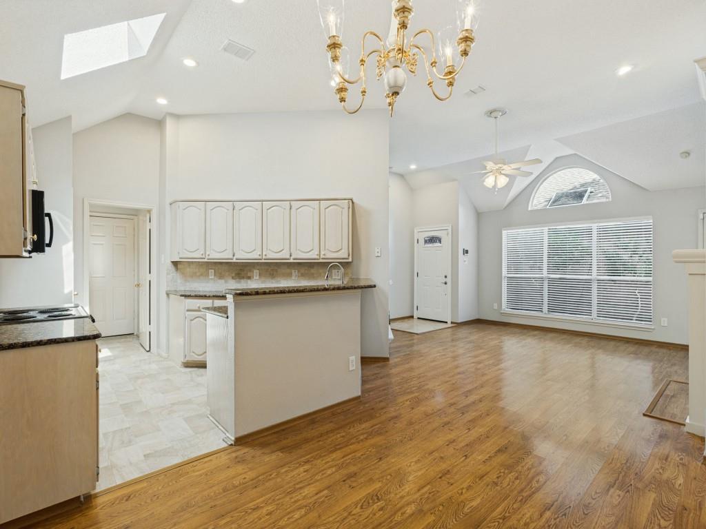 2206 Jasmine Lane